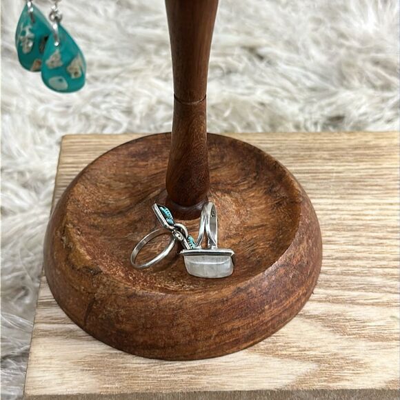 Wooden Earring & Ring Holder Rustic And Distressed - Picture 5 of 17